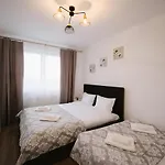 Apartment Ania - Mall Coresi